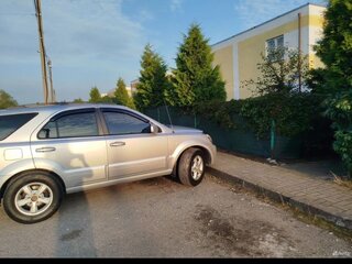 2008 Kia Sorento I Рестайлинг, серебристый, 1200000 рублей, вид 3