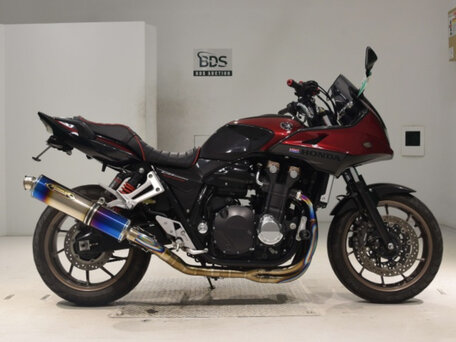 2015 Honda CB 1300, красный, 580000 рублей, вид 4