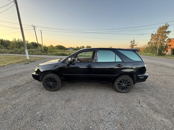 2000 Lexus RX 300 I, чёрный, 670000 рублей - вид 2