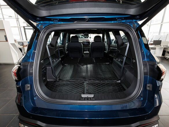 2026 Geely Okavango I Рестайлинг, синий, 3789990 рублей - вид 37