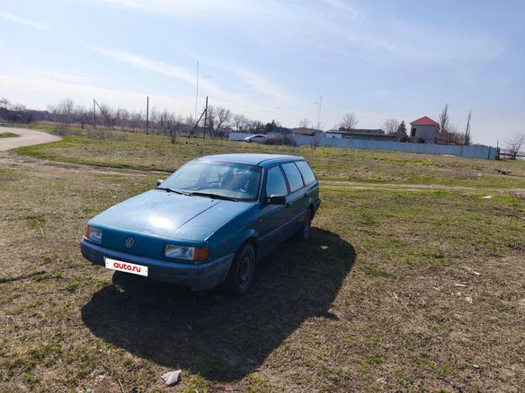 1992 Volkswagen Passat B3, зелёный, 120000 рублей