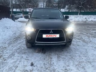 2012 Mitsubishi Outlander II Рестайлинг, чёрный, 1690000 рублей, вид 3