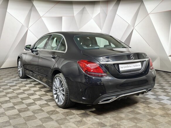 2020 Mercedes-Benz C-Класс 200 IV (W205) Рестайлинг, чёрный - вид 3