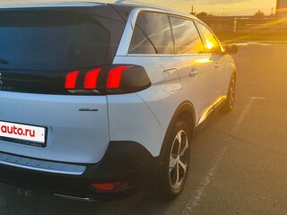 2020 Peugeot 5008 II Рестайлинг, белый, 1600000 рублей, вид 3