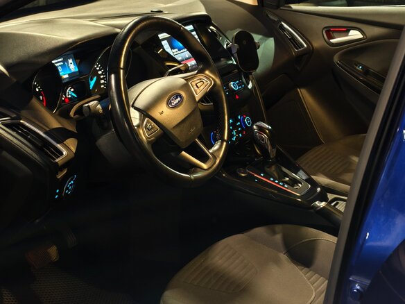 2015 Ford Focus III Рестайлинг, синий, 1050000 рублей - вид 14