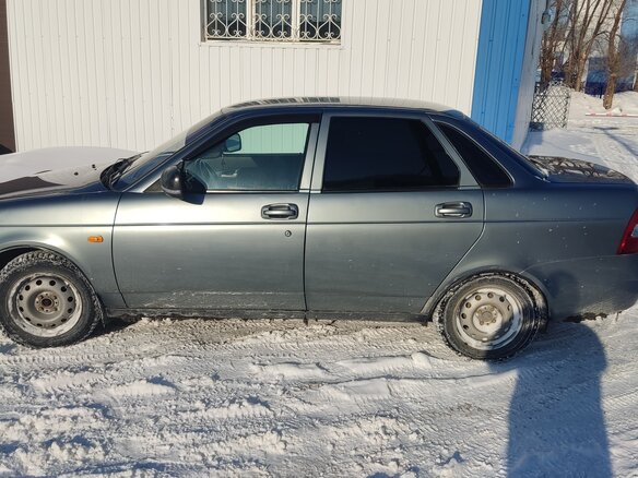 2010 Lada (ВАЗ) Priora I, серый, 320000 рублей - вид 2