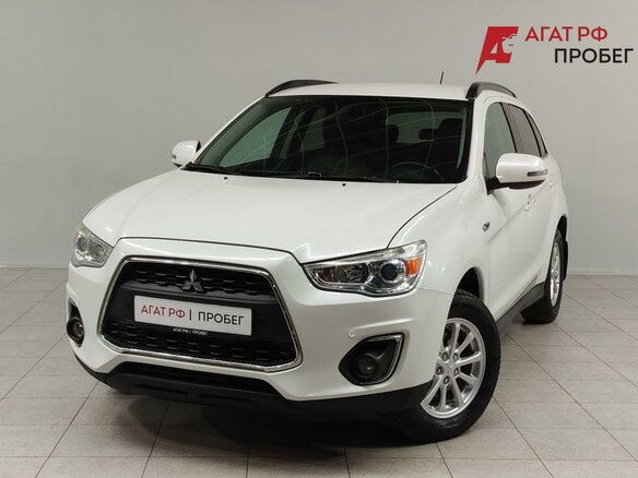 2012 Mitsubishi ASX I, белый, 1055000 рублей