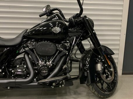 2025 Harley-Davidson Road King Special, чёрный, 3490000 рублей, вид 5