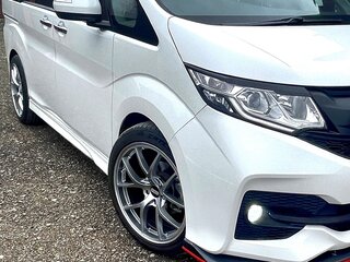 2016 Honda Stepwgn Spada V, белый, 2450000 рублей, вид 3