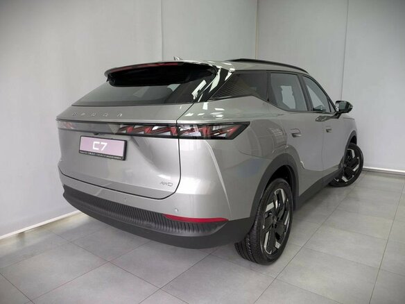 2026 Omoda C7, фиолетовый, 3099000 рублей - вид 2