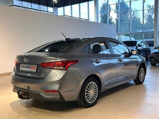 2017 Hyundai Solaris II, серый, 1249000 рублей, вид 4