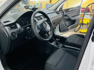 2017 Skoda Rapid I Рестайлинг, белый, 1100000 рублей, вид 4