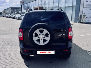 2016 Chevrolet Niva I Рестайлинг, коричневый, 700000 рублей, вид 5