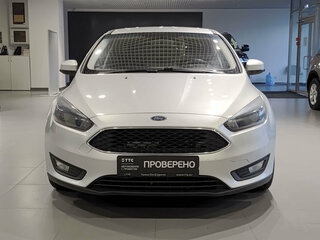 2017 Ford Focus III Рестайлинг, серебристый, 870000 рублей, вид 2