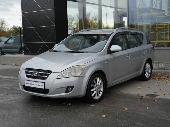 2008 Kia Ceed I, серебристый, 550000 рублей
