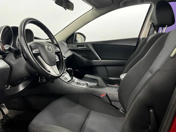 2010 Mazda 3 II (BL), красный, 890000 рублей - вид 9