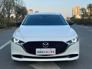 2025 Mazda 3 Axela IV (BP), белый, 1950000 рублей, вид 2
