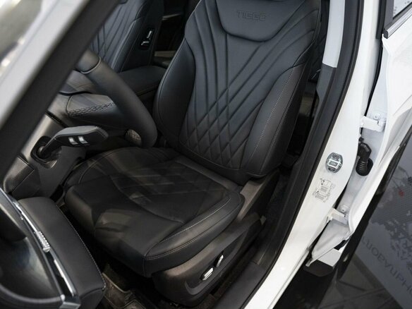 2025 Chery Tiggo 8 Pro Max I Рестайлинг, белый - вид 28