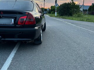 2003 Mitsubishi Carisma I Рестайлинг, чёрный, 320000 рублей, вид 2