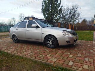 2015 Lada (ВАЗ) Priora I Рестайлинг, серебристый, 495000 рублей, вид 2