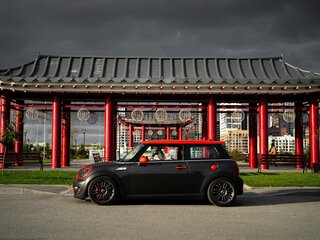 2012 Mini Hatch Cooper S II (R56) Рестайлинг, серый, 1200000 рублей, вид 3