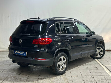 2011 Volkswagen Tiguan I Рестайлинг, чёрный, 870000 рублей, вид 3