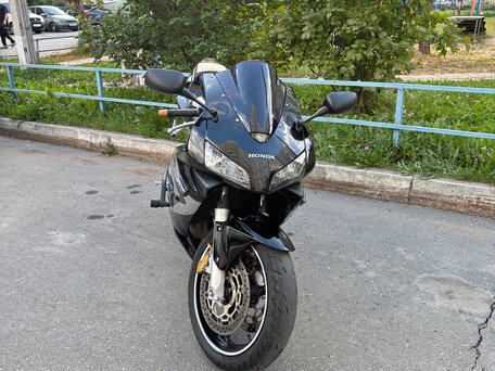 2004 Honda CBR 600RR, чёрный, 490000 рублей, вид 4