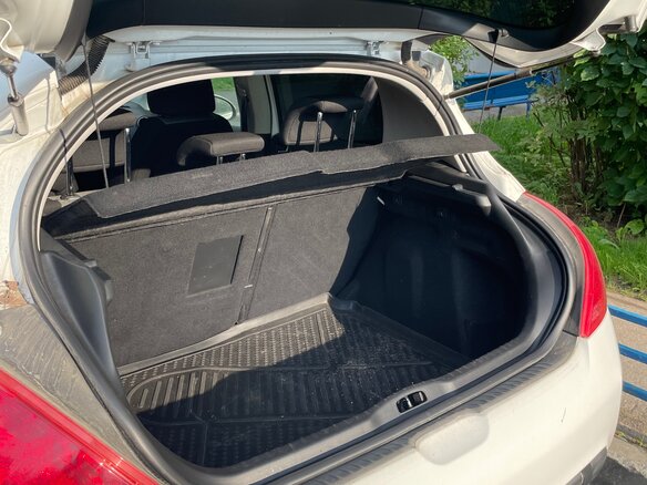 2012 Peugeot 308 I Рестайлинг, белый, 585000 рублей - вид 7