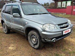 2011 Chevrolet Niva I Рестайлинг, серый, 350000 рублей, вид 2