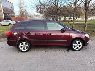 2012 Skoda Fabia II Рестайлинг, пурпурный, 520000 рублей, вид 2