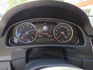 2012 Volkswagen Touareg II, серебристый, 1400000 рублей, вид 4