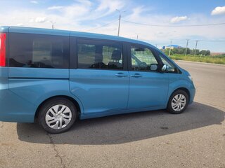 2019 Honda Stepwgn V Рестайлинг, голубой, 1750000 рублей, вид 3