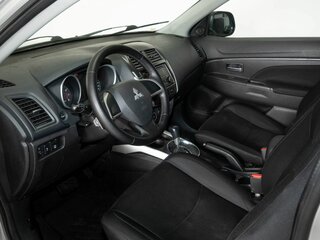 2013 Mitsubishi ASX I Рестайлинг, серебристый, 815000 рублей, вид 5