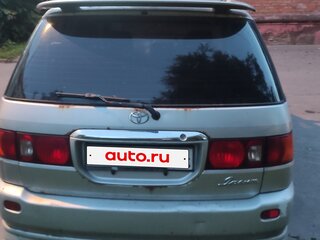 1998 Toyota Ipsum I (M10), серебристый, 320000 рублей, вид 2