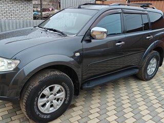 2011 Mitsubishi Pajero Sport II, серый, 1850000 рублей, вид 2