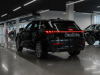 2026 Audi Q5 L III (GU), чёрный, 6450000 рублей, вид 4
