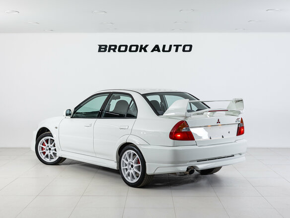 2000 Mitsubishi Lancer Evolution VI, белый, 4990000 рублей - вид 3