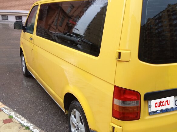 2005 Volkswagen Transporter Long T5, жёлтый, 1200000 рублей - вид 4