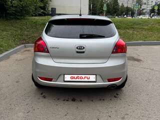 2009 Kia Ceed I, серебристый, 440000 рублей, вид 4