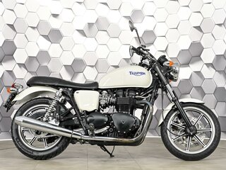 2009 Triumph Bonneville, белый, 547000 рублей, вид 3