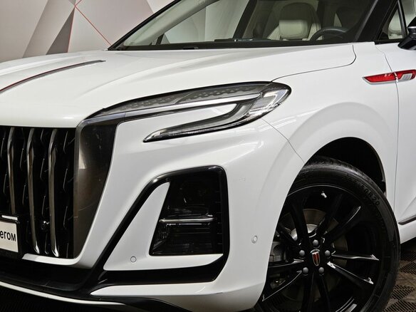 2024 Hongqi HS3, белый, 2947000 рублей - вид 9