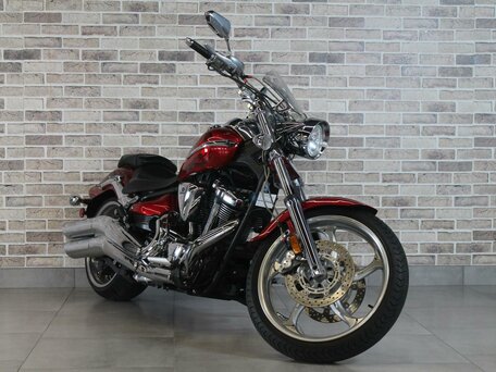 2008 Yamaha XV 1900, красный, 999000 рублей, вид 5