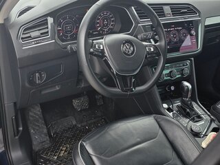 2017 Volkswagen Tiguan II, синий, 2590000 рублей, вид 4