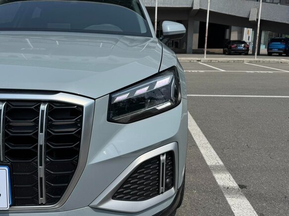 2023 Audi Q2 L 35 TFSI I Рестайлинг, серый, 1770700 рублей - вид 9