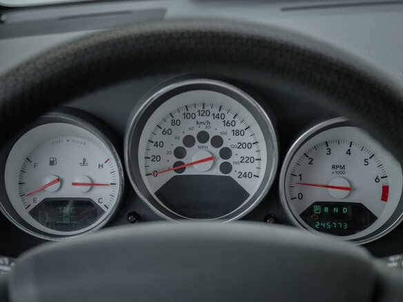 2007 Dodge Caliber I, оранжевый, 599000 рублей - вид 8
