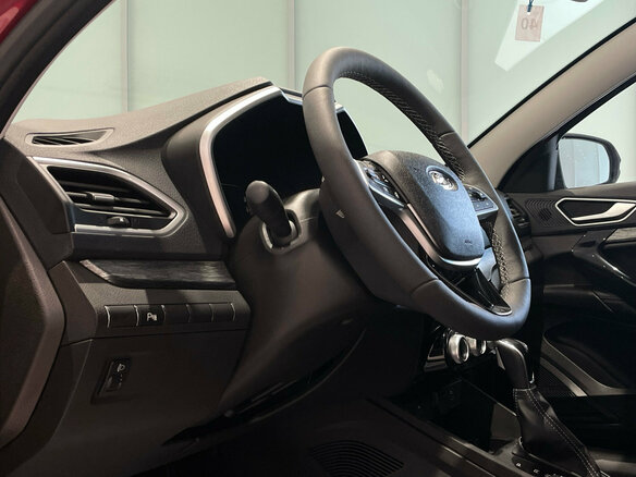 2026 Lada (ВАЗ) Vesta I Рестайлинг (NG), красный, 1875000 рублей - вид 12