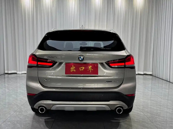 2022 BMW X1 Long 20Li sDrive II (F48) Рестайлинг, серебристый, 1660020 рублей - вид 6