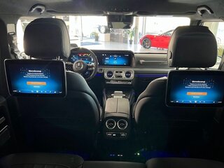 2026 Mercedes-Benz G-Класс AMG 63 AMG II (W465) Рестайлинг, белый, 31000000 рублей, вид 3