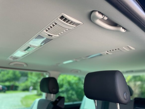 2022 Volkswagen Multivan T6 Рестайлинг, серый, 4840007 рублей - вид 6