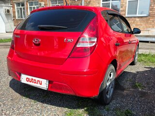 2010 Hyundai i30 I Рестайлинг, красный, 700000 рублей, вид 3
